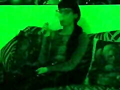 sexy gótica domina fumando en una misteriosa luz verde pt1 hd