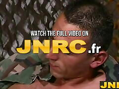 JNRC.fr - Arab soldier gets naked