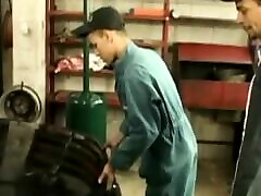 Cadinot.fr - Three young mechanics
