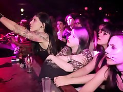 BDSM Show - Neverly Bills